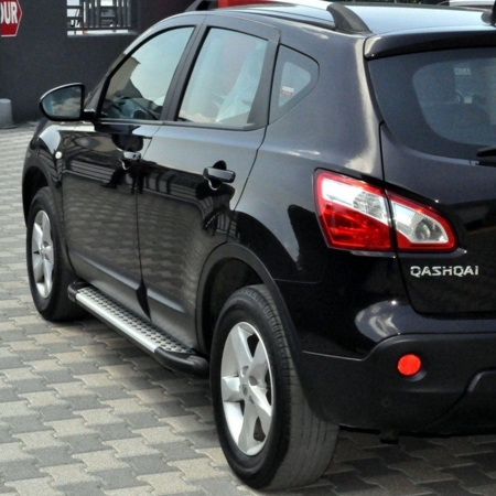 Stopnie boczne - Nissan Qashqai+2 2007-2013 (długość: 182 cm) 01656057